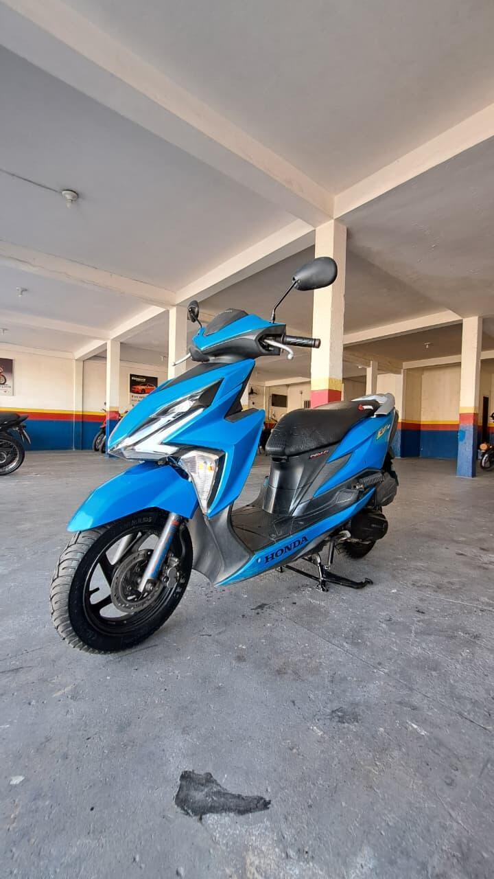 HONDA ELITE 125 FRENTE ESQUERDA